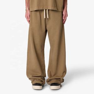 Pantalon de jogging ample pour homme avec broderie personnalisée, coupe oversize et jambe large, style streetwear décontracté - Product Image 1