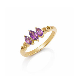 แหวนเงินแท้ 925 ประดับโรโดไลต์การ์เนตทรงมาร์คีส์สามเม็ด ดีไซน์วงแหวนแฟนซี ชุบทอง 1 ไมครอน และโรเดียม แหวนดีไซน์เนอร์ - Product Image 1