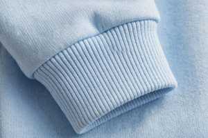 Sudadera de Invierno para Mujer, Cuello Redondo, Color Azul Claro, Felpa de Algodón Antipelusas, Hombros Caídos, Diseño de Alas de Ángel Bordadas en 3D - Product Image 5