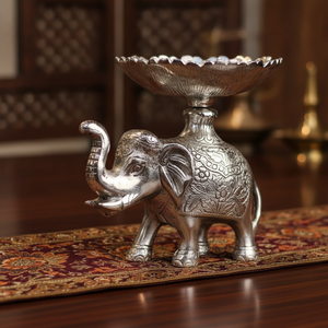 Statue d'éléphant artisanale en métal moulé avec bol à fleurs festonné, centre de table décoratif pour salon, décoration festive - Product Image 1