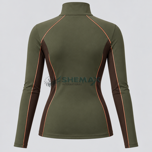 Camisetas ligeras para montar a caballo diseñadas para libertad de movimiento, control de la humedad y una cómoda capa base para usar bajo la ropa de equitación. - Product Image 3