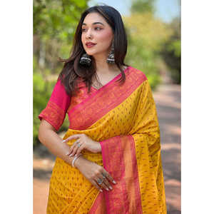 Sari en soie Paithani tissé avec des fils Zari Elite Weaves 1000 Butti, 0,65 g, jaune avec contraste pour les robes de cocktail - Product Image 2