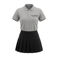 Ensemble de tenue de pickleball pour femme avec logo personnalisé, polo à manches courtes à col en V uni, jupe plissée, respirant, séchage rapide, bordure contrastée