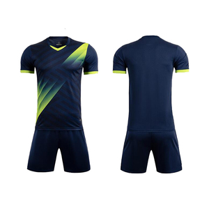 ผู้ผลิตตามสั่งนำเสนอชุดฟุตบอลโพลีเอสเตอร์ระบายอากาศได้ดี พร้อมเทคโนโลยีดูดซับความชื้น สำหรับผู้ซื้อจำนวนมาก - Product Image 1