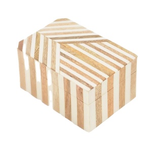 Joyero de madera de resina y MDF rayado natural hecho a mano elegante solución de almacenamiento de 6x4x2,5 pulgadas - Product Image 1