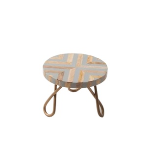 Support à gâteau rond en bois couleur personnalisée, lavage à la main uniquement, présentoir à gâteau design très prisé pour confiserie et cadeaux de luxe - Product Image 4