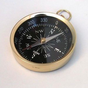 Boussole Nautique Légère Finition Brillante pour Décoration & Accessoires de Mariage, Noël, Remise de Diplôme, Bureau - Product Image 1