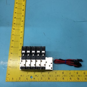 ชุดประกอบท่อร่วมไอดี Koganei 111M6A, 5 ช่อง, A111E1-83 - อุปกรณ์และอะไหล่เซมิคอนดักเตอร์ระดับโลกที่เชื่อถือได้ - Product Image 3