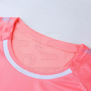 Conjunto de Uniforme de Fútbol para Hombre de Verano, Jersey y Pantalones Cortos Ligeros, Material Transpirable y Cómodo, Ideal para Partidos en Clima Cálido - Product Image 4
