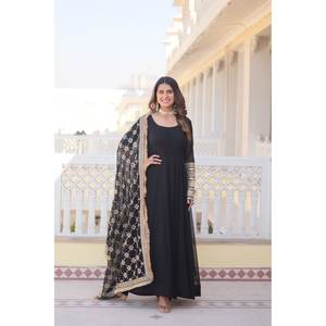 ROBE COUPE ALIA READYMADE NOIR AVEC SET-KKA-1070 DUPATTA - Product Image 1