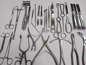 Ensemble d'instruments chirurgicaux orthopédiques de base en acier inoxydable, manuels, certifiés CE, pour usage hospitalier, par Grip Surgical - Product Image 3