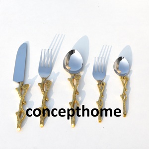 Ensemble de couverts modernes de luxe en acier inoxydable argenté et doré avec finition miroir, couleurs et logo personnalisés pour la maison et les mariages - Product Image 1