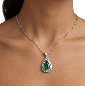 Collar con colgante de halo de piedra de nacimiento, con esmeralda de corte pera y diamante de laboratorio, de oro macizo de 10K y 14K, collar de novia de alta joyería - Product Image 4