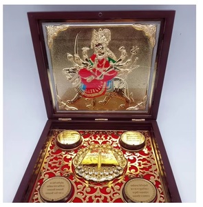 Statue d'Idole Religieuse Hindoue Artisanale Traditionnelle Plaquée Argent, Faite à la Main, Artistique, Écologique et Durable, pour la Décoration de la Maison à l'occasion du Diwali - Product Image 1