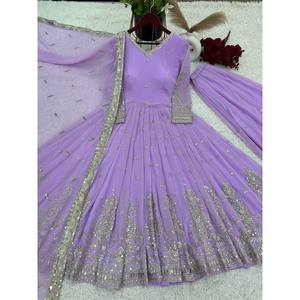 Vestido de noche totalmente cosido de diseñador Vestido de fiesta con Dupatta Exquisito para ocasiones especiales - Product Image 4