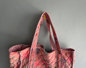 Bolso Tote de Terciopelo Acolchado Floral, Bolso de Hombro Estilo Boho para Compras y Uso Diario, Asa Larga con Patrón, Bolso Textil para Uso Diario - Product Image 4