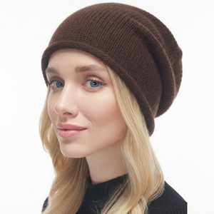 Bonnet en tricot extensible doux pour femme, bonnet chaud d'hiver pour les voyages en plein air, les occasions décontractées et le quotidien - Product Image 4