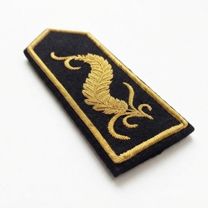 Épaulettes noires et or, paire, motif feuille et branche, brodées à la main, pour cérémonie - Product Image 4