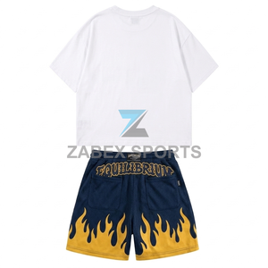 Ensemble deux pièces d'été confortable pour homme : T-shirt graphique moderne et short décontracté – T-shirt en coton graphique personnalisé pour homme avec style élégant - Product Image 2