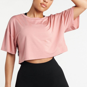 Camiseta deportiva de algodón al por mayor para mujer, top corto transpirable de manga corta para entrenamiento con OEM - Product Image 4