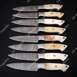 Couteaux à steak en acier Damas faits à la main UA Supplies, ultra-affûtés, manche ergonomique en os de chameau, design moderne, finition brossée - Product Image 2
