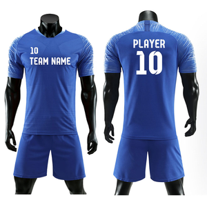 Prix de gros Vêtements de sport pour hommes Uniformes de football Sublimation complète OEM Impression numérique avec un prix confortable Uniforme de football - Product Image 4