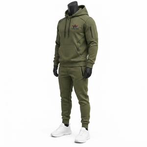 Chándal para hombre moderno y elegante, duradero, con acabado suave y limpio, con material cómodo y costuras fiables. - Product Image 4