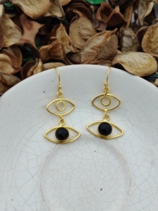 Boucles d'oreilles pendantes en laiton plaqué or avec motif géométrique œil taillé émeraude, bijoux tendance pour femme pour les occasions festives - Product Image 1