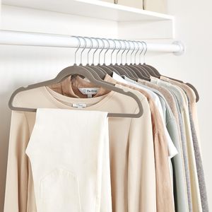 ไม้แขวนเสื้อกันลื่นสีเทา/สีเงิน แพ็ค 100 ชิ้น ประหยัดพื้นที่ในตู้เสื้อผ้า สำหรับจัดระเบียบเสื้อผ้า - Product Image 5