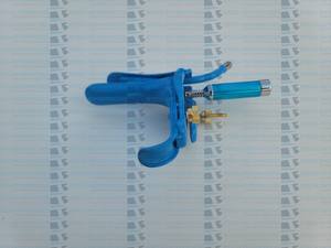 Grand Spéculum Vaginal Large avec Source Lumineuse, Spéculum Gynécologique en Acier Inoxydable pour Obstétrique et Gynécologie - Product Image 4