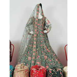 Indian Traditional <b>Dresses</b> for Wedding Gown - Product Image 5