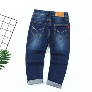 Jeans de mezclilla modernos para niños, ropa clásica para el día a día para niños en crecimiento, red de fábricas Dhaka RMG - Product Image 4