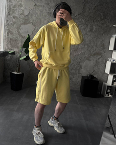 Conjunto de Sudadera Corta con Capucha y Logotipo Personalizado 2026 para Verano, Conjunto de 2 Piezas de Sudadera con Cremallera y Pantalones Cortos de Ciclista para Mujer, Ropa Deportiva de Dos Piezas para Mujer - Product Image 2