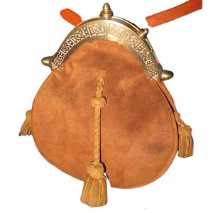 Kilt écossais complet avec sporran, doté d'un corps en fourrure et d'un cantle décoratif à nœud celtique - Product Image 6