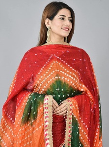 Nouvelle tendance : Dupatta Bandhani multicolore avec bordure en dentelle Gota Patti faite à la main, Dupatta Bandhej traditionnel du Rajasthan pour femmes - Product Image 3