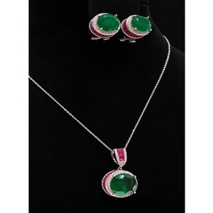 Collier pendentif en perles de qualité supérieure avec boucles d'oreilles assorties pour femme, idéal pour les occasions de mariage, plaqué argent, tendance - Product Image 1