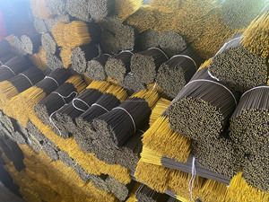 Varillas de Incienso Negras Más Vendidas de 8 y 9 Pulgadas, Incienso Crudo Premium Sin Aroma, de Larga Duración para Uso en Aromaterapia - Product Image 3