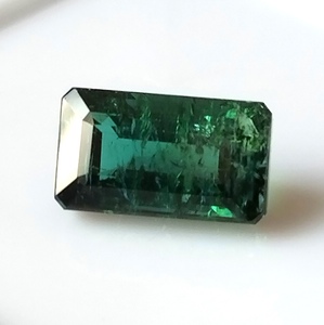 Tourmaline bleu-vert naturelle zambienne facettée 4,0 carats, taille émeraude, saphirs bruts de qualité supérieure, internationaux, pour la joaillerie - Product Image 4