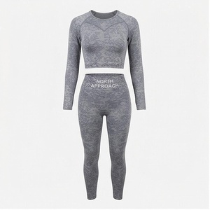 Ensemble de yoga 2 pièces North Approach : Leggings taille haute longs et crop top à col rond à manches longues imprimé gris – Tenue de sport - Product Image 1
