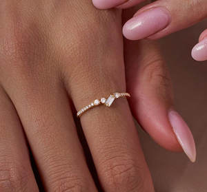 แหวนแต่งงานสำหรับผู้หญิง ทอง 14K ความบริสุทธิ์สูง ประดับเพชรทรงกลมเจียระไนแบบเหลี่ยม ผลิตในห้องปฏิบัติการ ดีไซน์เรียบหรู ชุบทอง ได้รับการรับรองจาก IGI - Product Image 6