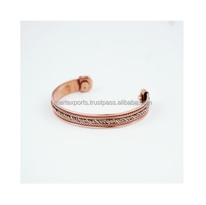 Brazalete Ajustable de Cobre Sólido Puro, Hecho a Mano por Artesanos, para Hombre y Mujer, Acabado Mate Rústico, Chapado en Cobre Antiguo - Product Image 2