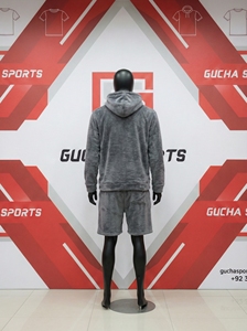 Ensemble sweat à capuche et short gris pour homme en molleton ultra-doux, tissu pelucheux, cordon de serrage réglable, coupe décontractée, chaud et confortable, style loungewear - Product Image 4