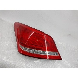 Feu arrière gauche d'occasion Equus 924013N010 - Product Image 3
