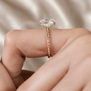 Bagues en diamant, bague de fiançailles en diamant taille ovale, or jaune, style luxueux, bijoux pour femmes - Product Image 5