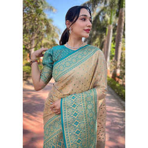 Sari tissé Zari en tissu pur Elite Weaves Chickoo avec des tissages contrastés pour les tenues de club - Product Image 2