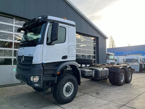 รถบรรทุกมือสอง ปี 2024 เมอร์เซเดส-เบนซ์ AROCS 3343 MP4 ระบบยกไฮดรอลิก 837,000 กม. 8x4, ยูโร 6 ดีเซล เกียร์อัตโนมัติ - Product Image 2