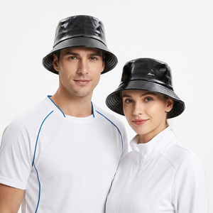 Sombrero de Pescador Unisex Impermeable Negro Brillante - Protección Elegante Contra la Lluvia y el Sol para Actividades al Aire Libre - Product Image 1