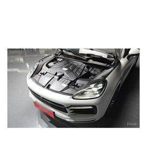 Porsche Cayenne 3.0 Coupé 2024, 83,130 km, Caja de Cambios Automática, Cámara Trasera, Asientos de Cuero, Volante a la Izquierda - Product Image 6