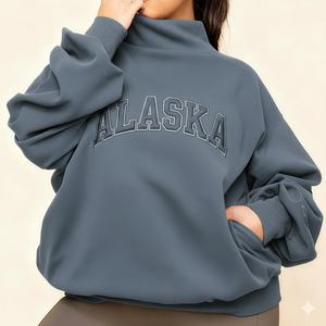 เสื้อสเวตเชิ้ตคอเต่าทรงโอเวอร์ไซส์สำหรับผู้หญิง ปักลายอลาสก้าด้านหน้า ทรงไหล่ตก ผ้าฝ้ายผสมใยไผ่ สำหรับใส่ในฤดูใบไม้ร่วง - Product Image 1