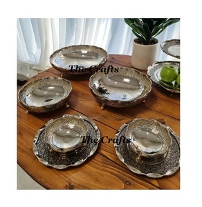 Juego de Tres Tazones para Servir en Forma de Hoja, de Acero Inoxidable Pulido de Alta Calidad, para Aperitivos, Alimentos y Frutas - Vajilla Ecológica - Product Image 6